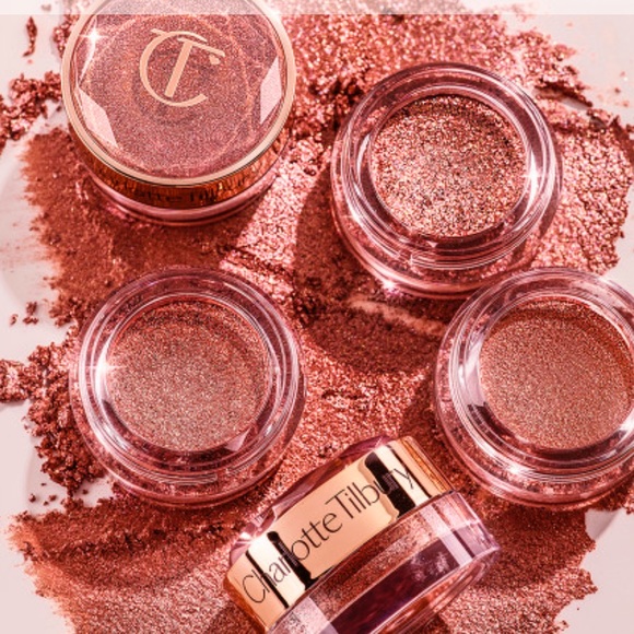 Charlotte Tilbury The perfect gift 🎁 Surprise box 10 items 250$ - Picture 4 of 10